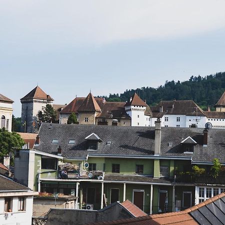 Le Duplex Vaugelas Atypique En Plein Centre Ville Annecy Exterior foto