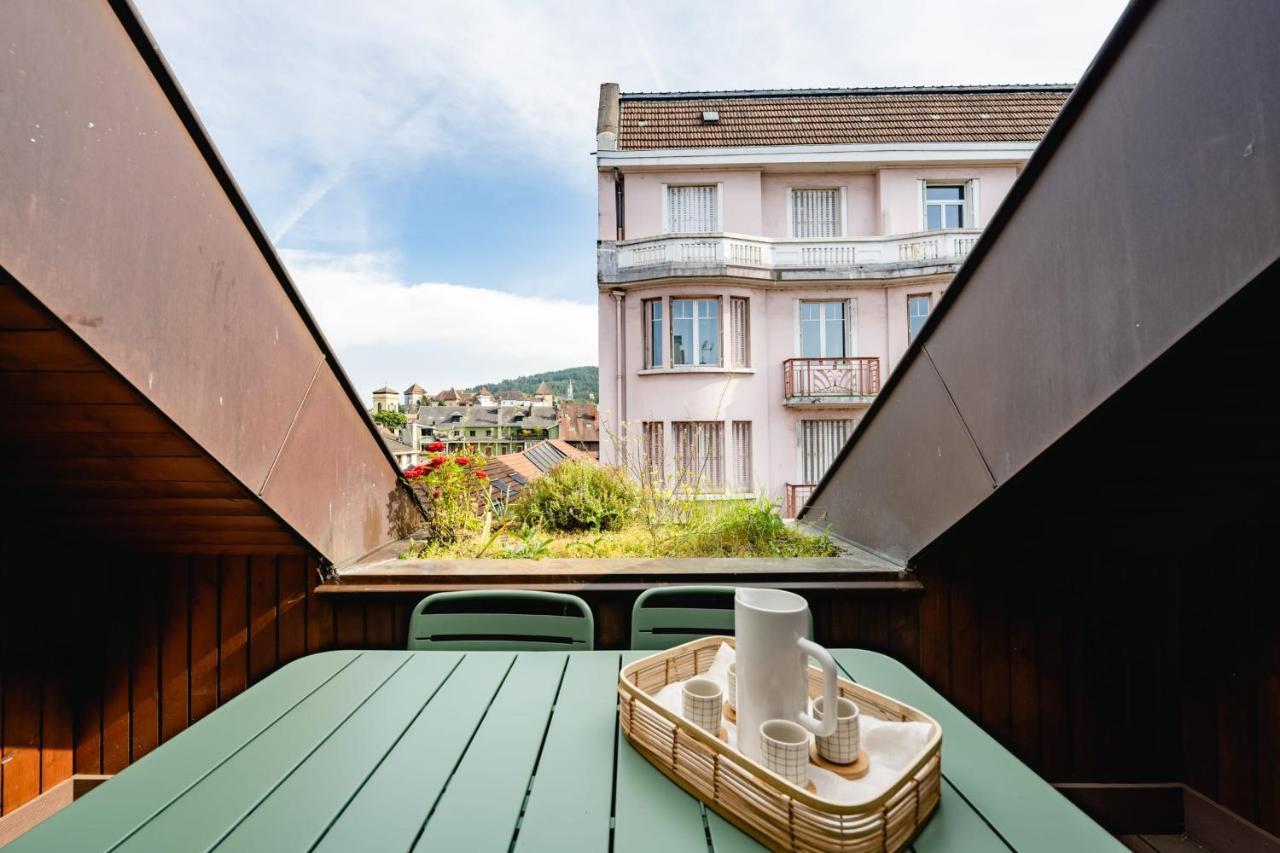Le Duplex Vaugelas Atypique En Plein Centre Ville Annecy Exterior foto