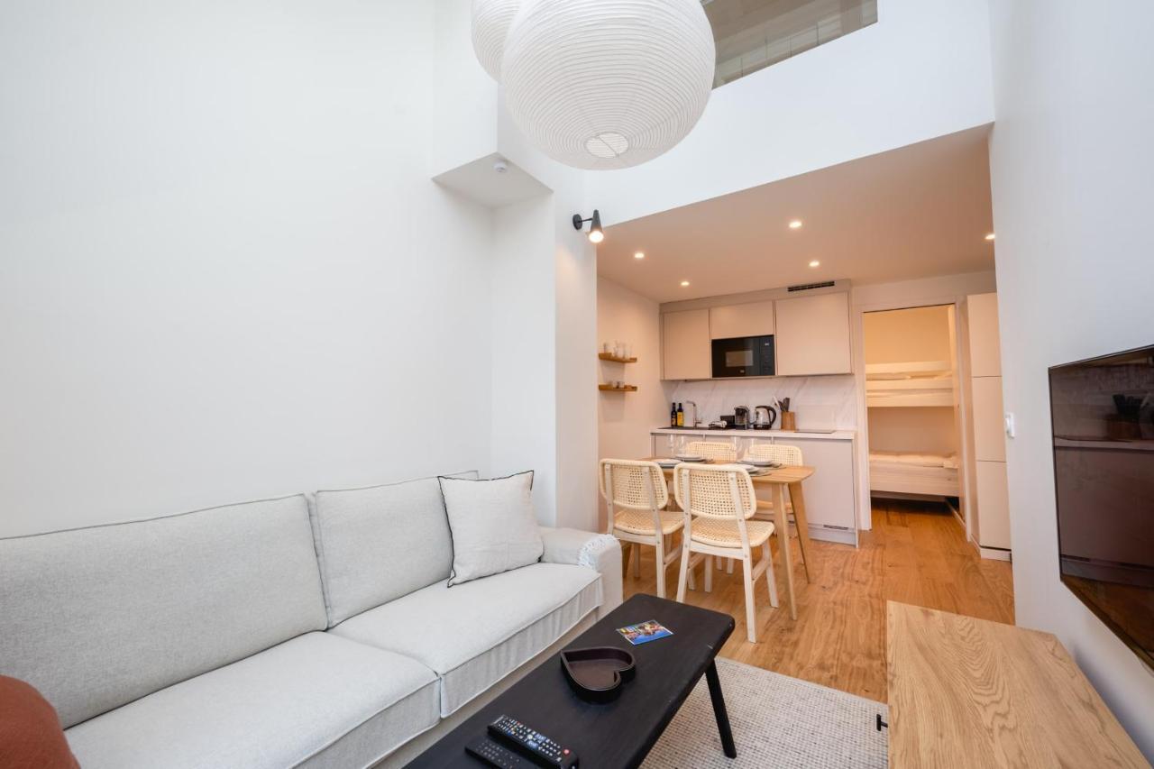 Le Duplex Vaugelas Atypique En Plein Centre Ville Annecy Exterior foto